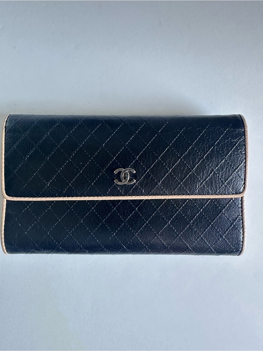 Authentic Chanel Bicolor Diamond Quilted Long Flap Wallet + WOC Conversion Kit - Picture 4 of 17